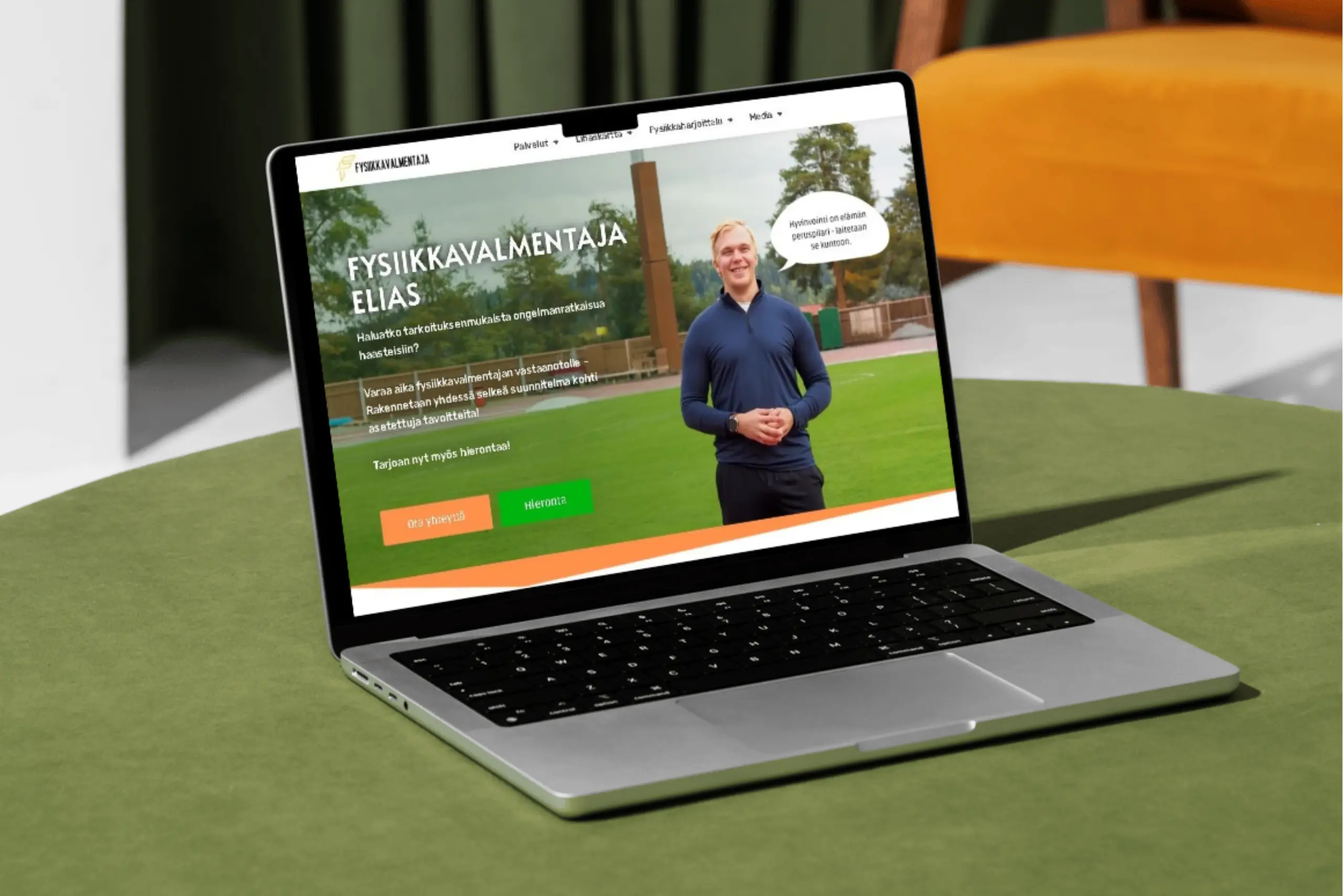 fysiikkavalmentaja.fi:n verkkosivut auki tietokoneen näytöllä