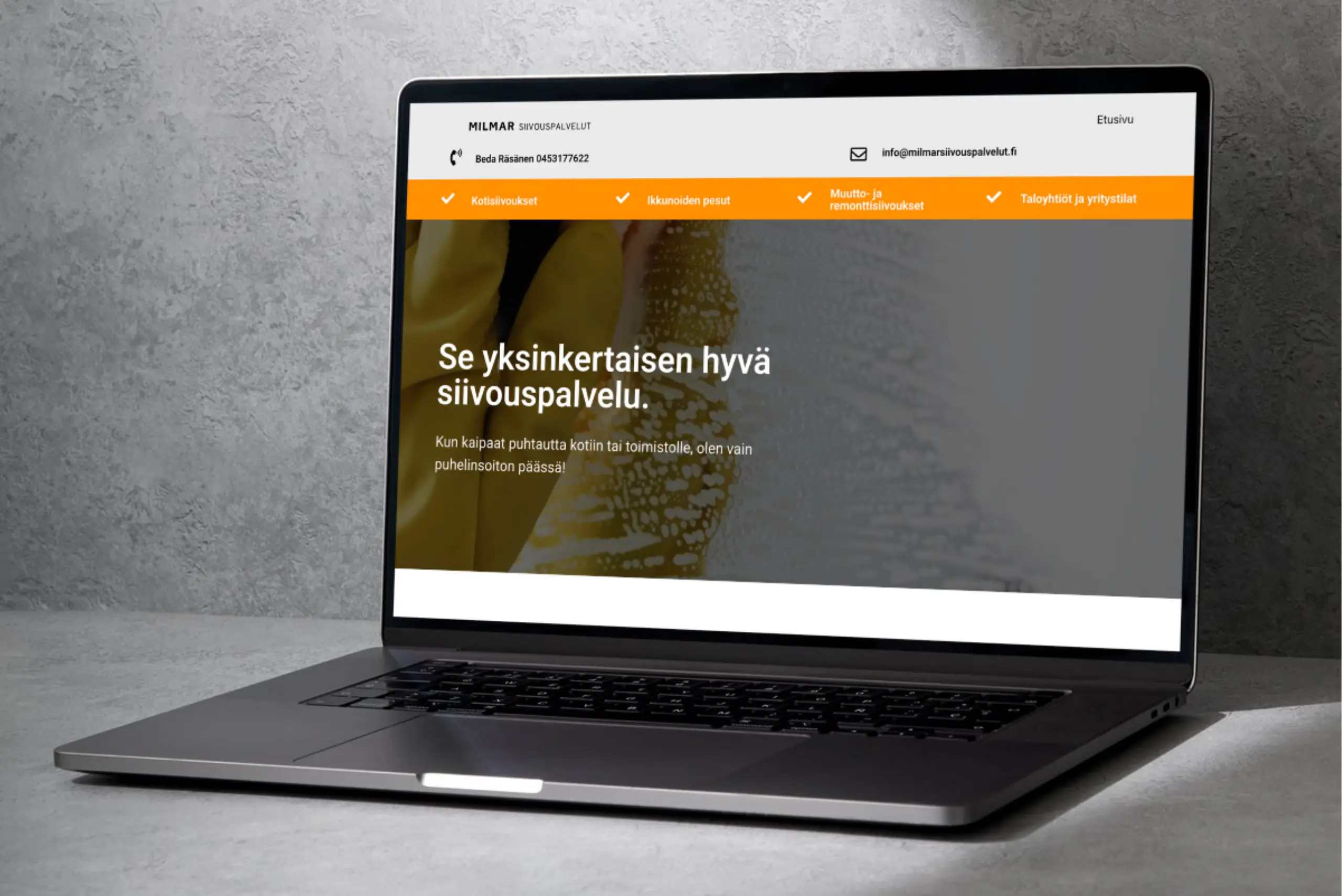 milmarsiivouspalvelut.fi:n verkkosivusto auki tietokoneen näytöllä