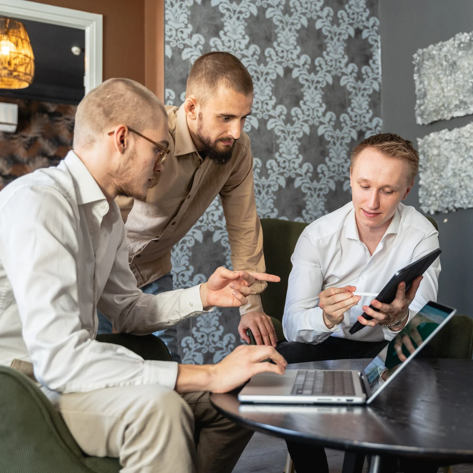 SEOverstaan yrittäjät Daniel ja Lauri.