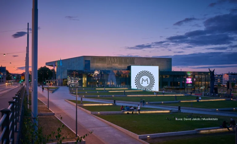 Helsingin Musiikkitalo rakensi vahvemman näkyvyyden Googlessa ja tekoälyvastauksissa | Koulutuksella pysyvä toimintamalli
