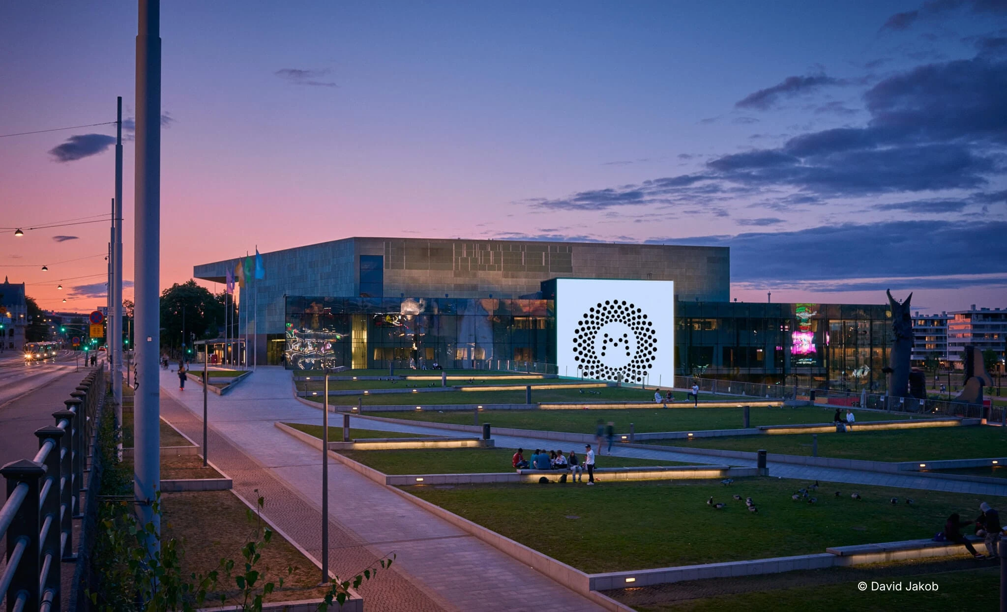 Asiakastarina - Helsingin Musiikkitalo.